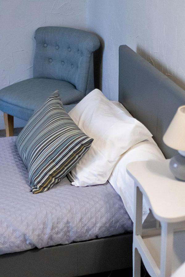 Hotel Saint Florent Orange  Ngoại thất bức ảnh