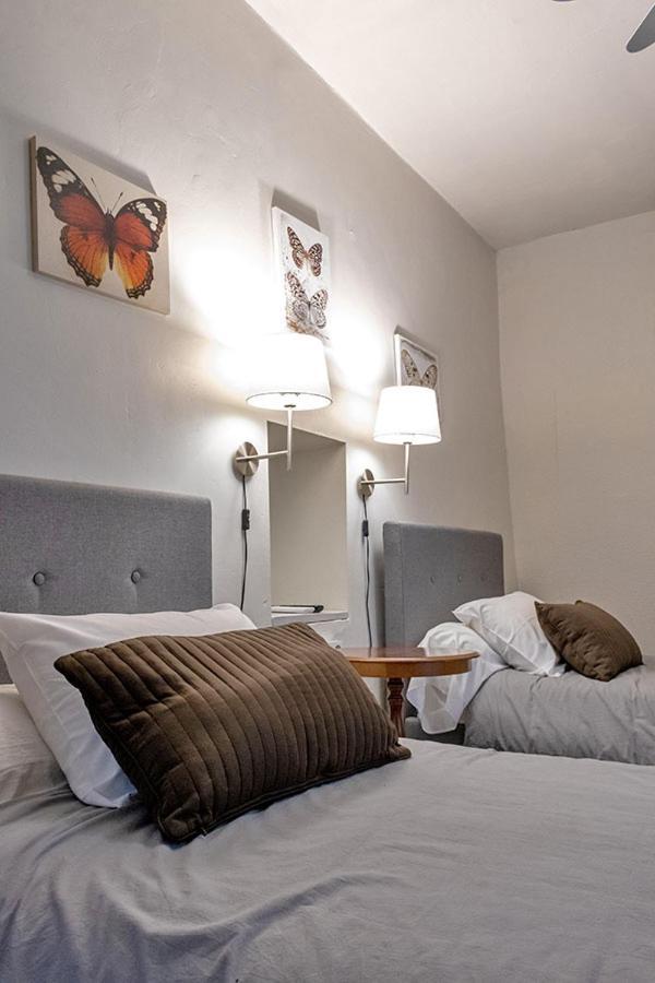 Hotel Saint Florent Orange  Ngoại thất bức ảnh
