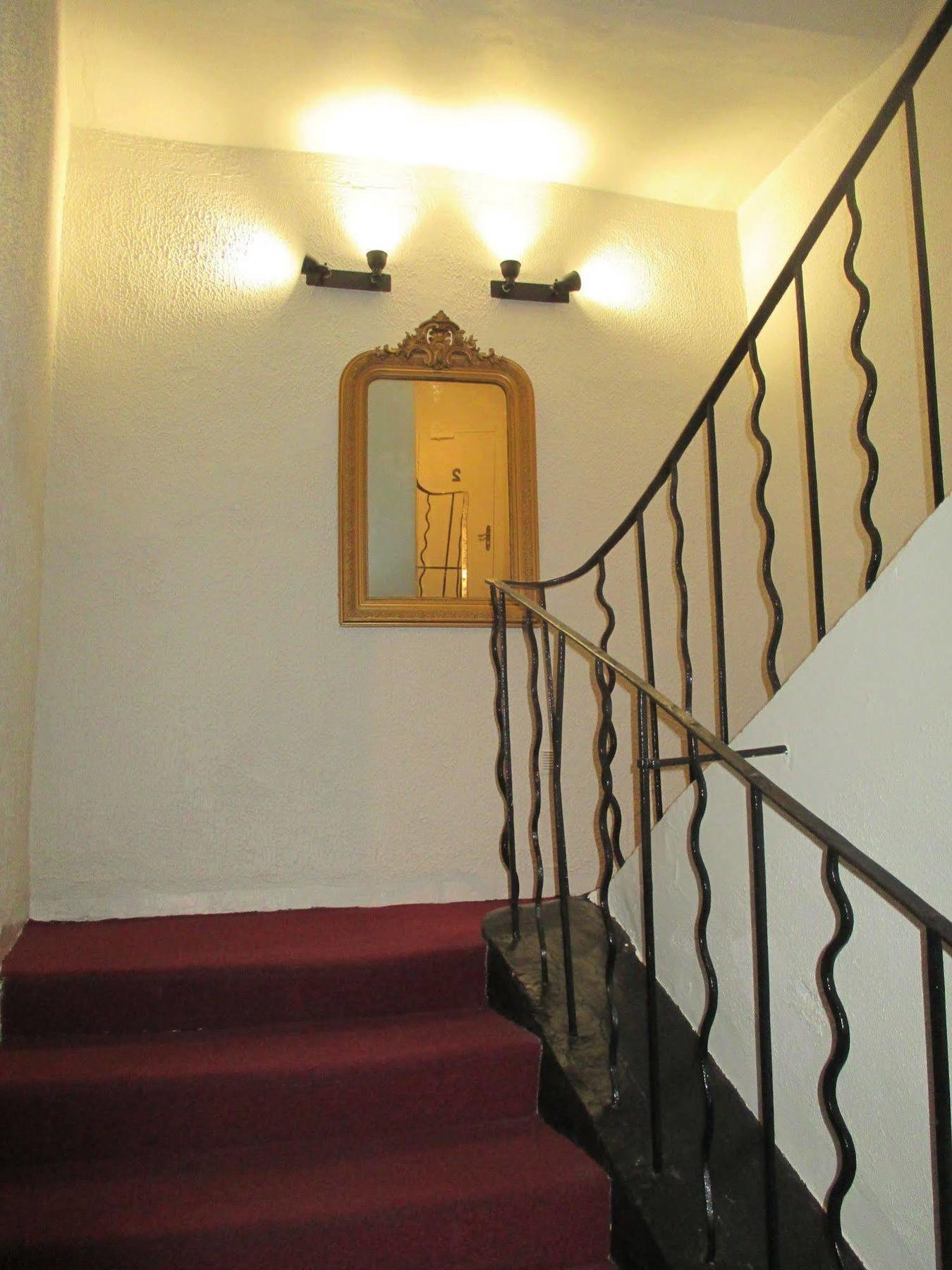Hotel Saint Florent Orange  Ngoại thất bức ảnh